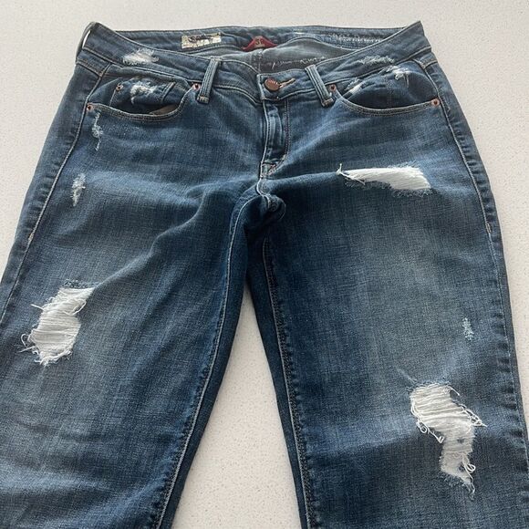Women’s Sold Design Lab Distressed Jeans - Picture 2 of 8